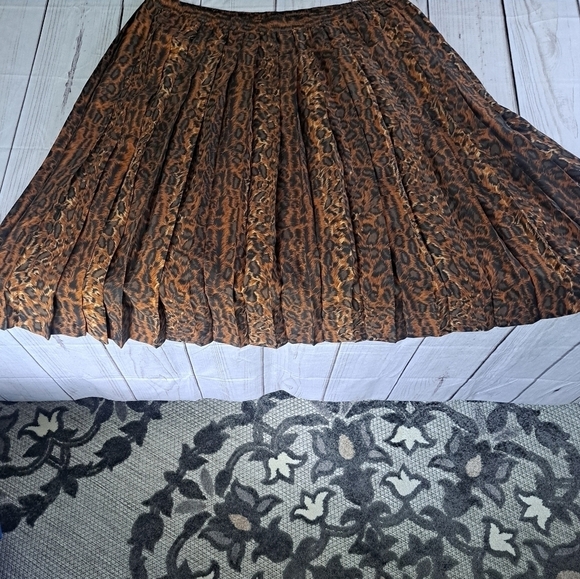 Vintage Skirt Reflections Spiegel 100% Silk Pull On Leopard  No Size Tag - Picture 1 of 11